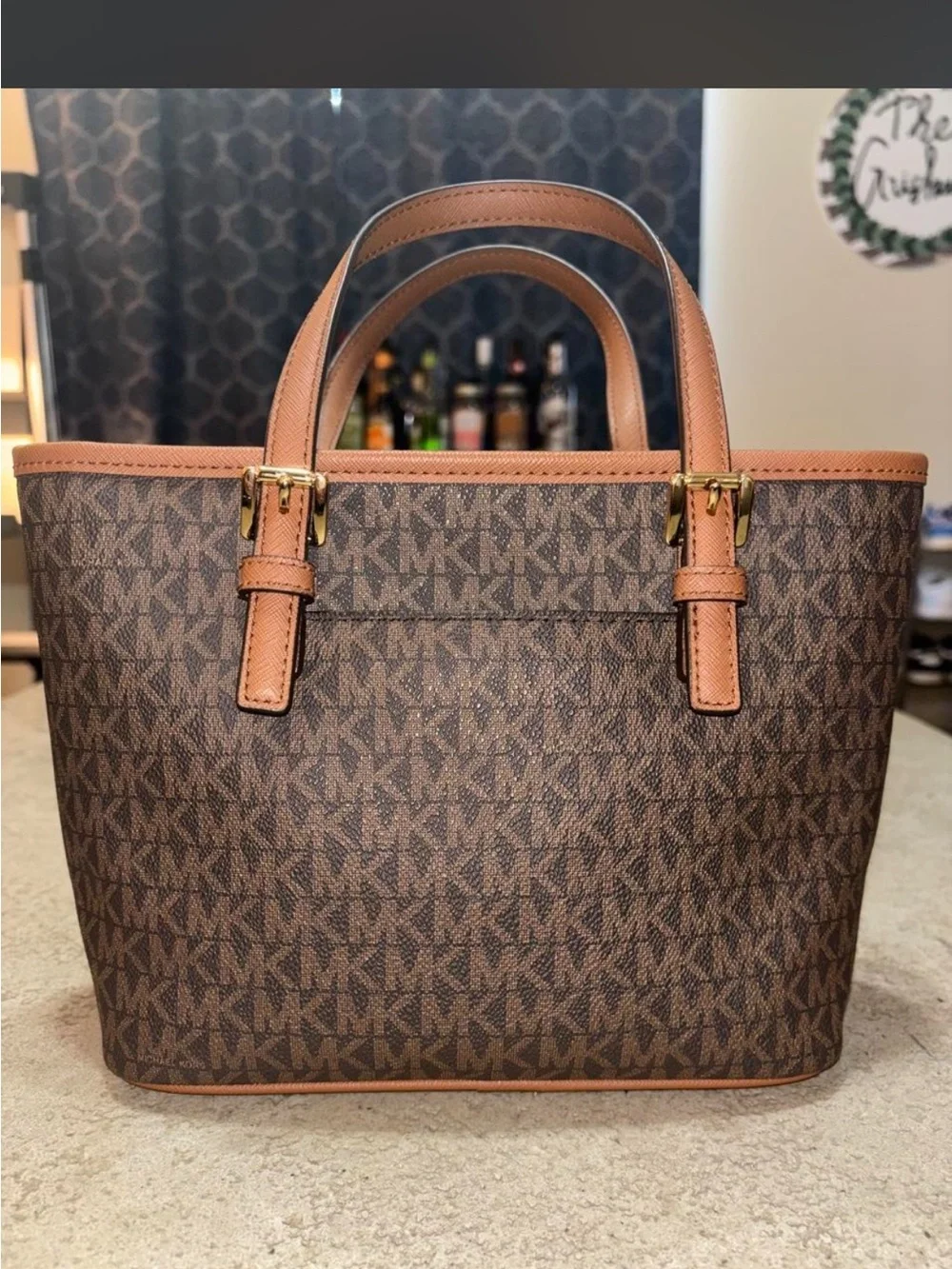 Michael Kors NWOT Jet Set Travel XS Carryall Tote